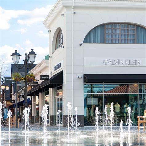 mcarthurglen outlet store.